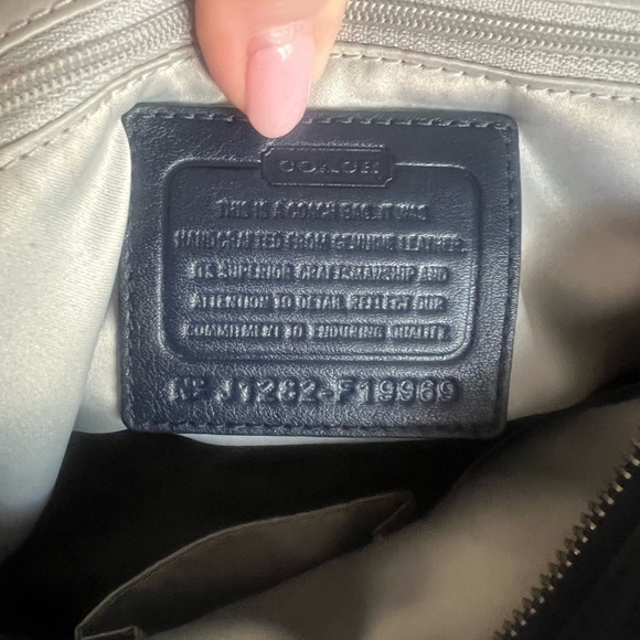 Coach F19969 Park Elevated Leather Carryall Shoulder Bag in Navy - Picture 5 of 14